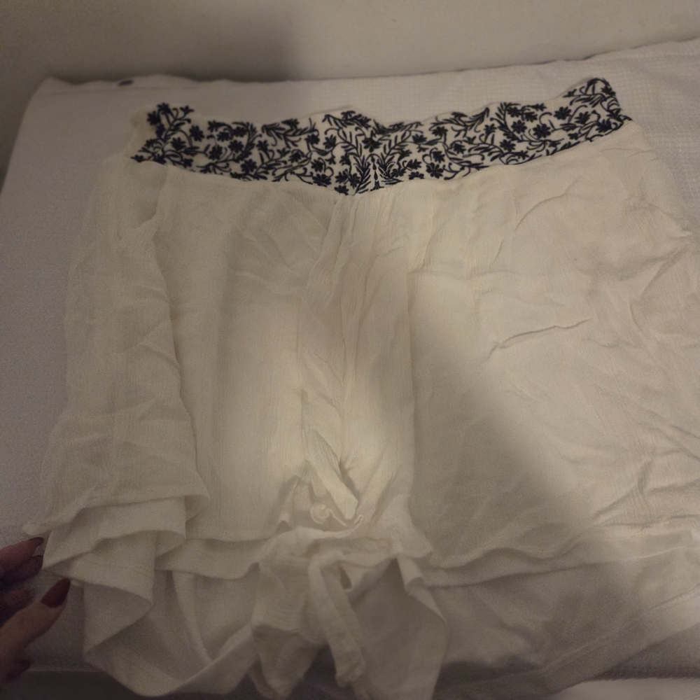 Torrid High Waist White Shorts with Black Floral Accent